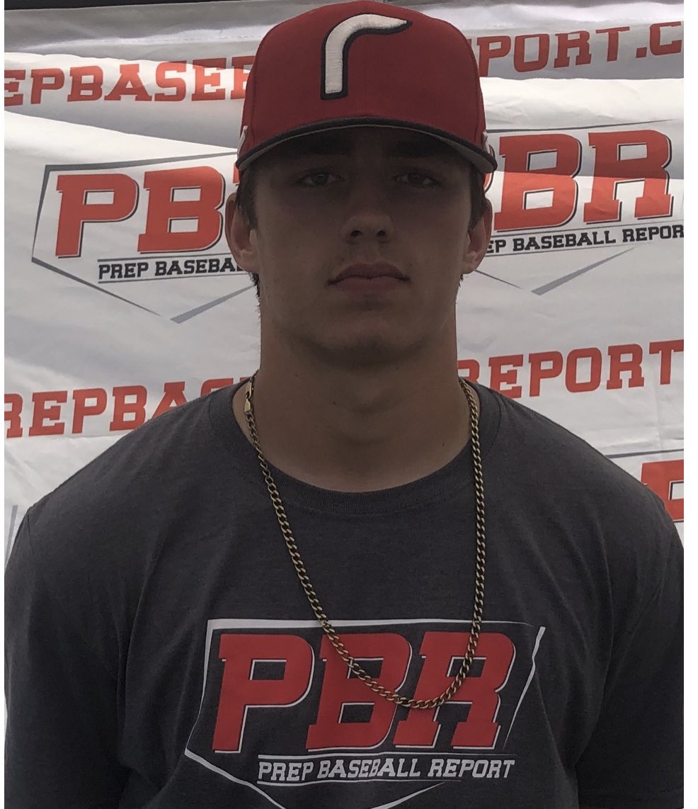 OEB22UBeahn's tweet photo. The catching position solidified greatly today as @dawson_pierce28 from @EttaExpress_MC will be joining us this summer as we pursue @wrclbb hardware in 2022! Welcome aboard Dawson and we look forward to watching you #BeElite 👊🏻 https://t.co/ANVLB71oeP