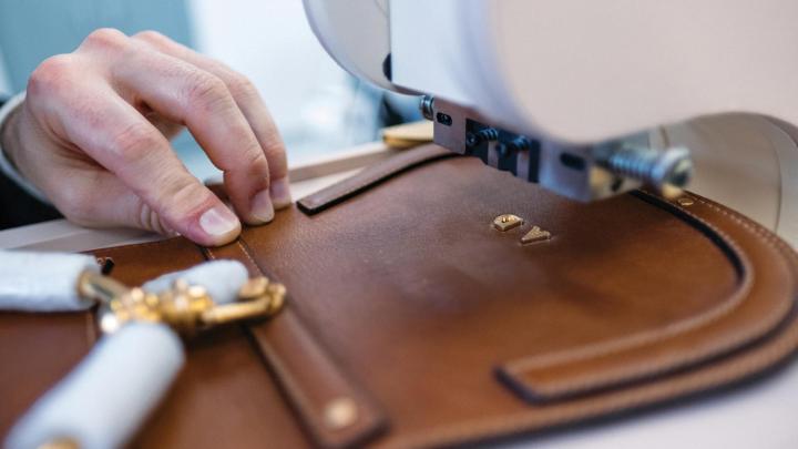 PDMGUY's tweet photo. Chances are that any of the metal and non-metal accessories on your luxury fashion pieces were made by AMF. Discover how the Italian company streamlined its processes and broke down barriers limiting creativity with the #3DEXPERIENCE platform on cloud: https://t.co/QUFXxjh2Up https://t.co/L314Vn1qSy