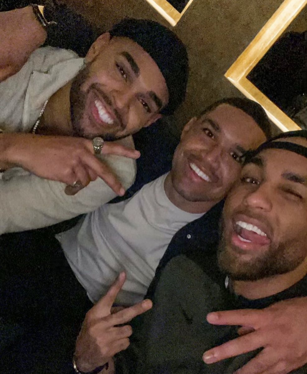 realitybysteph's tweet photo. the bromance            the bromance 
they wanted us          we actually love 
to love 
#bachelornation #thebachelorette https://t.co/sZuQHPjGKI
