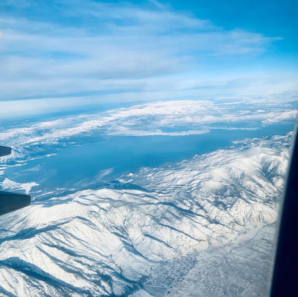harveystahoe's tweet photo. Flying into #ScenicSunday like..... 😍 🏔  ❄️  #ViewsForDays #LakeLife #MountainLife #TakeTheFlight #SeeYouSoon 😉 https://t.co/vt6vGnRAW4