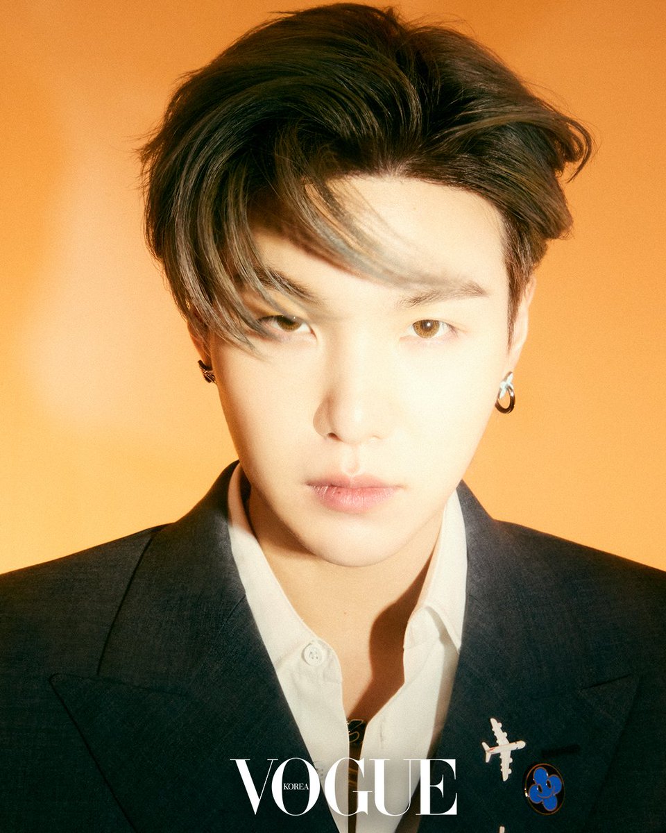 yoonkookluvbot's tweet photo. https://t.co/pVw6jqJGhS