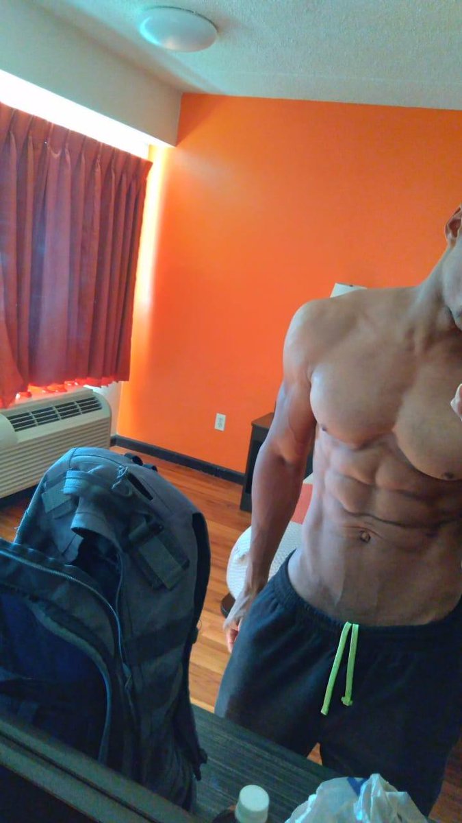 QuintenMoore7's tweet photo. Fasting is everything #bodybuilding #fitness #Health #weightloss https://t.co/u4UdPGSgt4