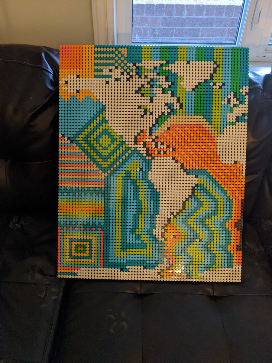 TeamLawson1's tweet photo. @LEGOIdeas this set really challenges my need for symmetry. It is breaking my mind! Let's see how the next half goes! https://t.co/RCzEnRACB2