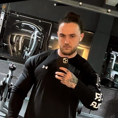 Barberromeo1's tweet photo. #NewProfilePic
•⠀⠀
•⠀⠀
•⠀⠀
•⠀⠀
•⠀⠀
•⠀⠀
•⠀⠀
•⠀⠀
•⠀⠀
.
#nicestbarbers #fade #skinfade #barberlove #fadegame  #barbergang #barber #barberlife #partingline #beard #beardgang #menshair #mensfashion #haircut #hairstyles #ukbarber #britishbarbering https://t.co/eANli32ZcM