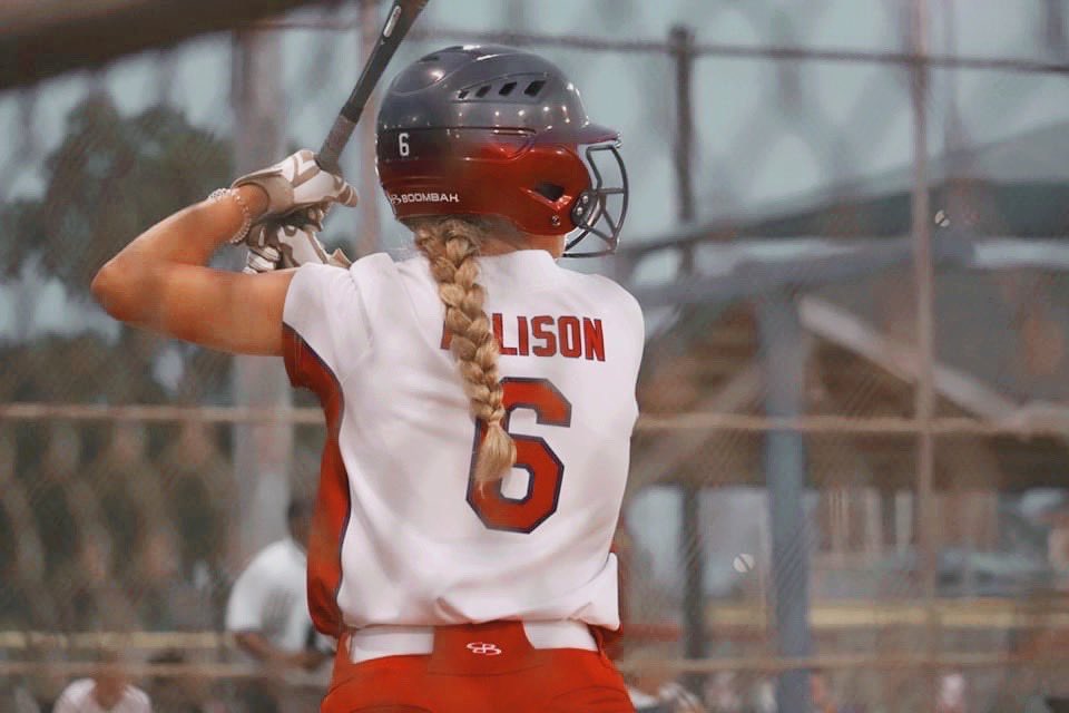 extremely blessed &amp; excited to continue my academic &amp; athletic career at the university of dubuque! i’m so thankful for my friends, family &amp; coaches who have supported &amp; helped me every step of the way💙🤍 <a href="/DubuqueSoftball/">University of Dubuque Softball</a>