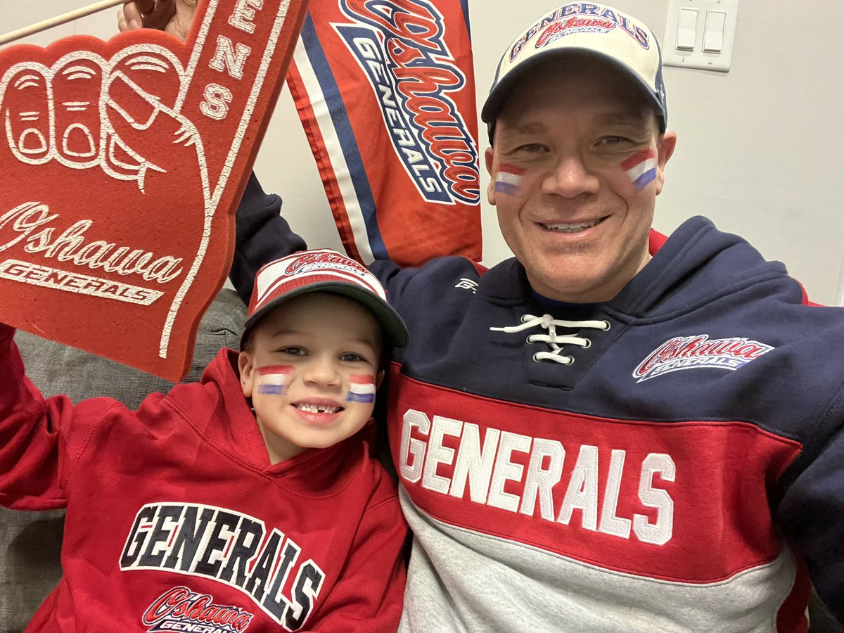 JayJay555's tweet photo. @Oshawa_Generals Let’s Go Gens!!!! #sofaselfie #missingtheTCC #gogensgo https://t.co/A3XaRrQSzN