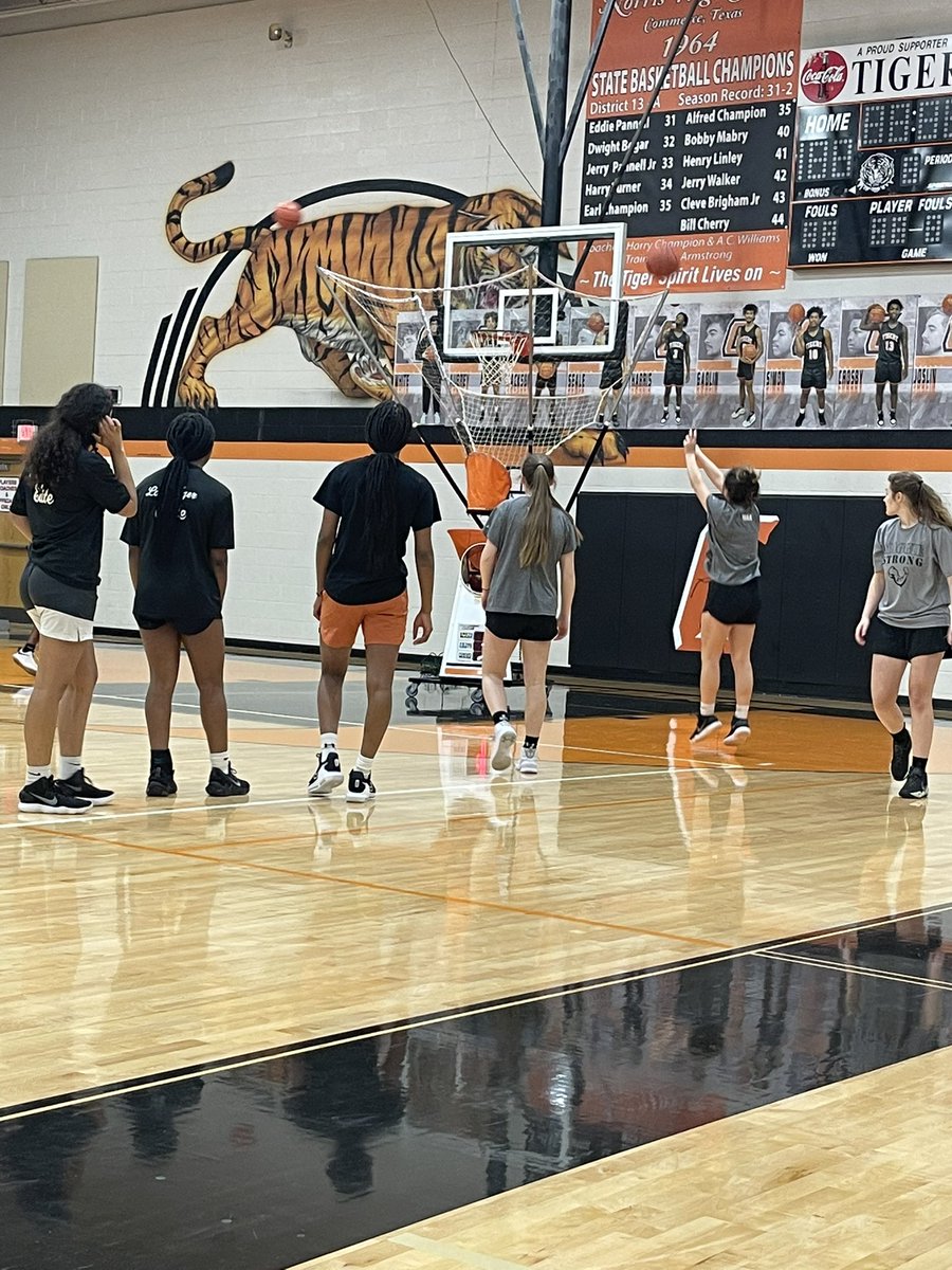 Shoot Your Shot Sunday! 🏀