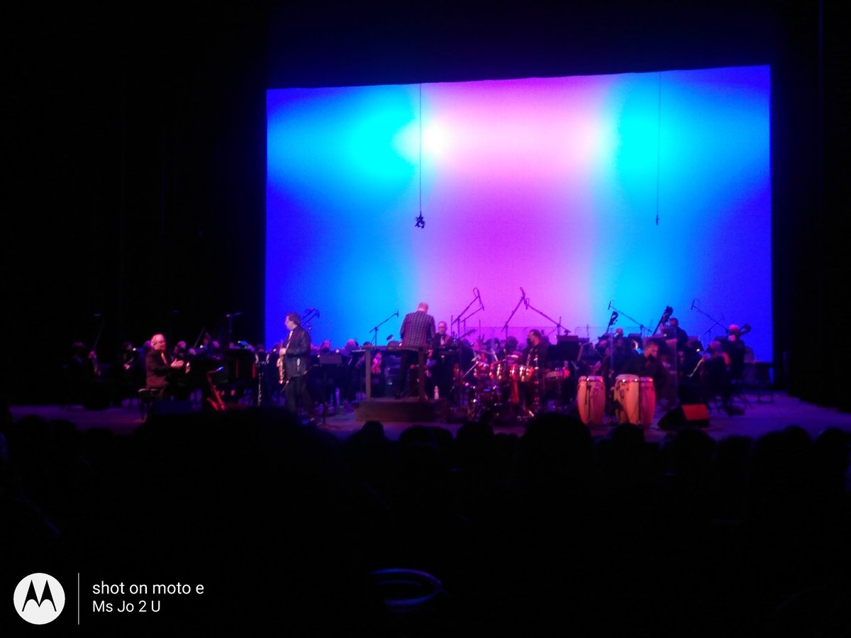 jobarbee1's tweet photo. #mambokings #phoenixsymphony https://t.co/NunHiNhGQp