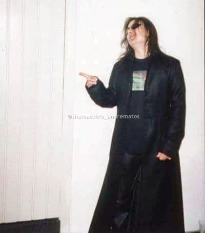 MaestroMatos's tweet photo. O Neo do Matrix tá diferente. 😎😁
.
.
.
.
#AndreMatos #andrematosforever #AndreMatosEterno #HeavyMetal #PowerMetal #HardRock #Viper #AngraBand #Matrix #Neo https://t.co/AB4AU4n1VR