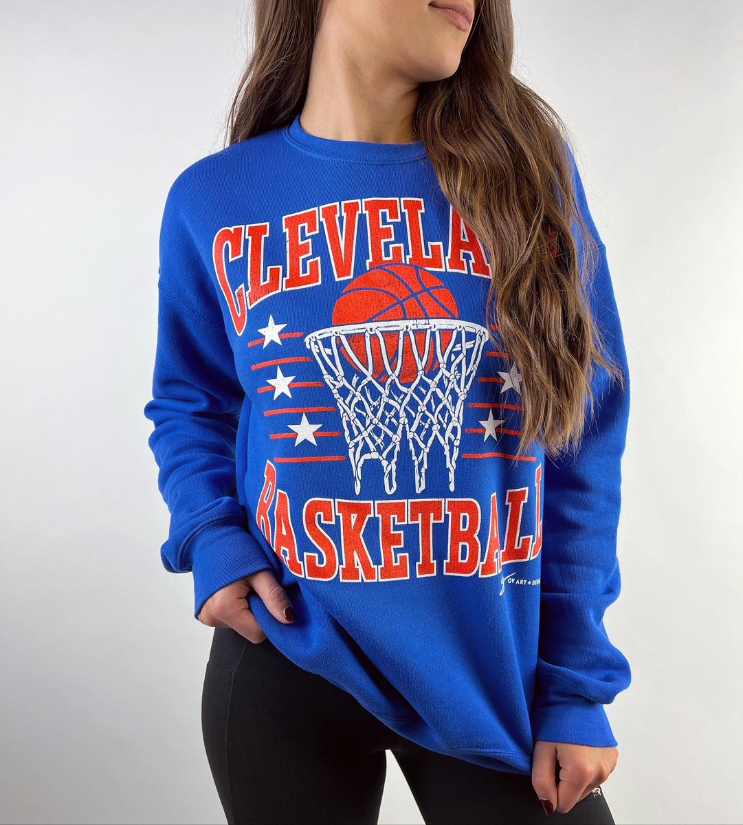 GVartwork's tweet image. Big game in the Bay tonight! How bout a giveaway? 

Like and RT this post to enter! When Cleveland pulls off the win tonight we will pick one of you to win $50 GV gift card to grab our brand new Cleveland skyline net vintage crew sweatshirt or t shirt! 🔥🔥🔥