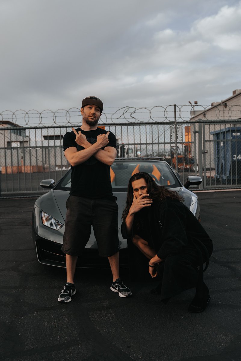 BasicBrxndo's tweet image. This is one of my favorite photos i took in 2021. Legendary w/ @Excision &amp;amp; @SullivanKing