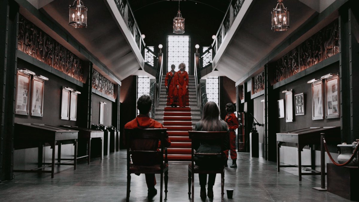 sapphicmacbeth's tweet photo. the cinematography of la casa de papel tho https://t.co/oBsRt9z2HI