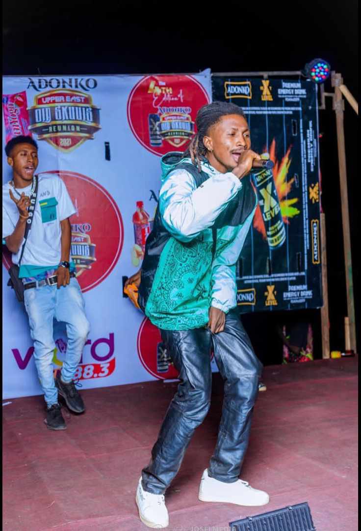 LCypid's tweet photo. We coming like cum🔥🔥🔥🔥🔥
Watch out for something different this year🎧🎧
#cypideey
#Downtownrecordz https://t.co/FaCLoANdb1