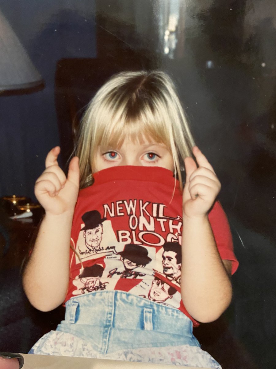 KBrookeHaynes's tweet photo. @NKOTB @joeymcintyre @DonnieWahlberg @JonathanRKnight @dannywood Bringing it back to 1990 with this gem. Still love you guys! https://t.co/gMETKTMTYH