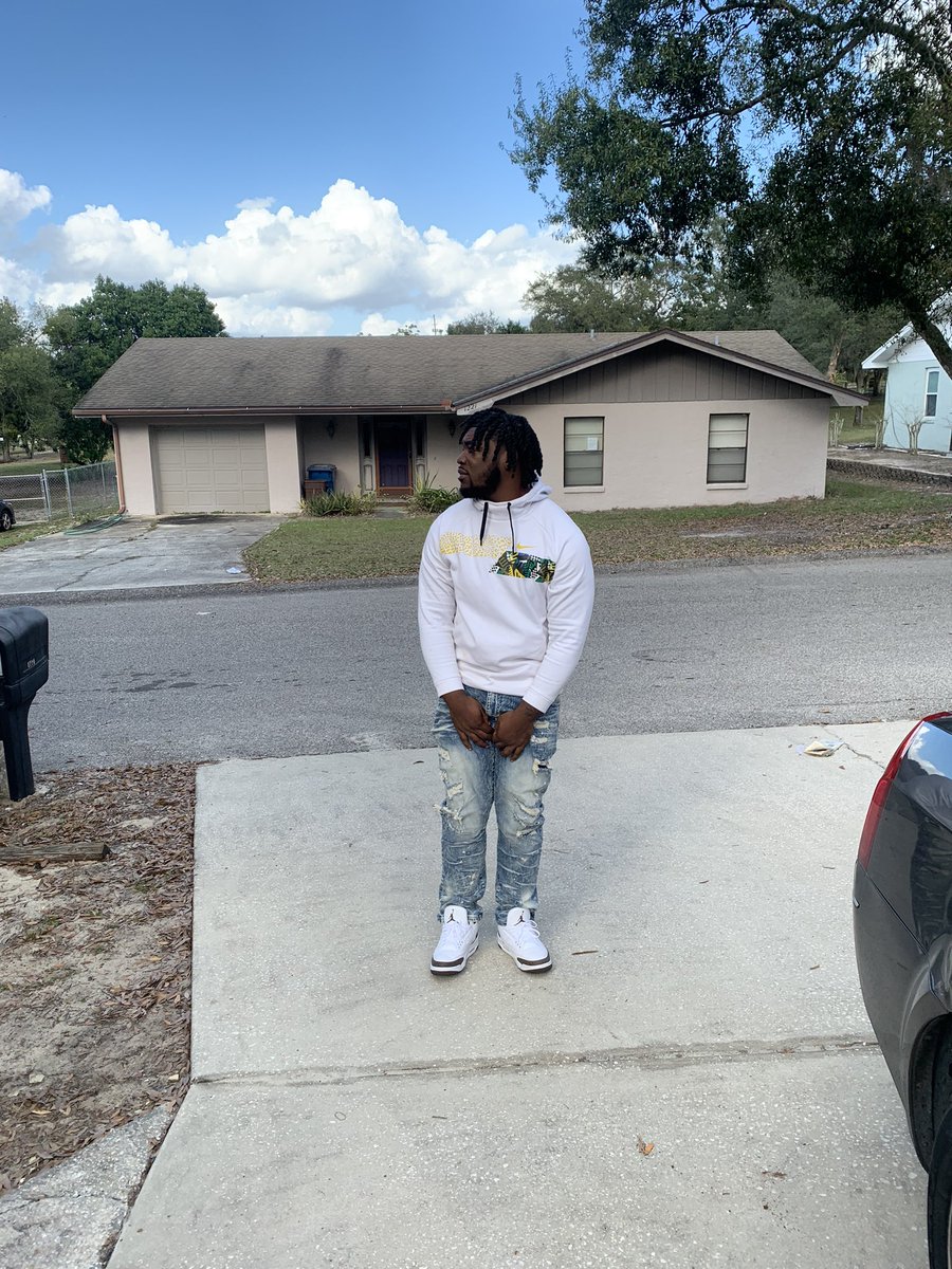 EjBerryjr's tweet photo. 🚶🏾‍♂️ https://t.co/N2hKhf7vd9