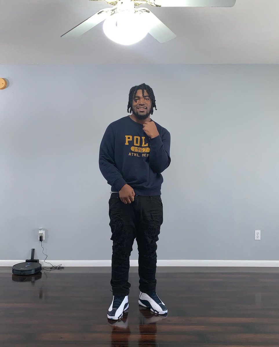 EjBerryjr's tweet photo. 🚶🏾‍♂️ https://t.co/N2hKhf7vd9