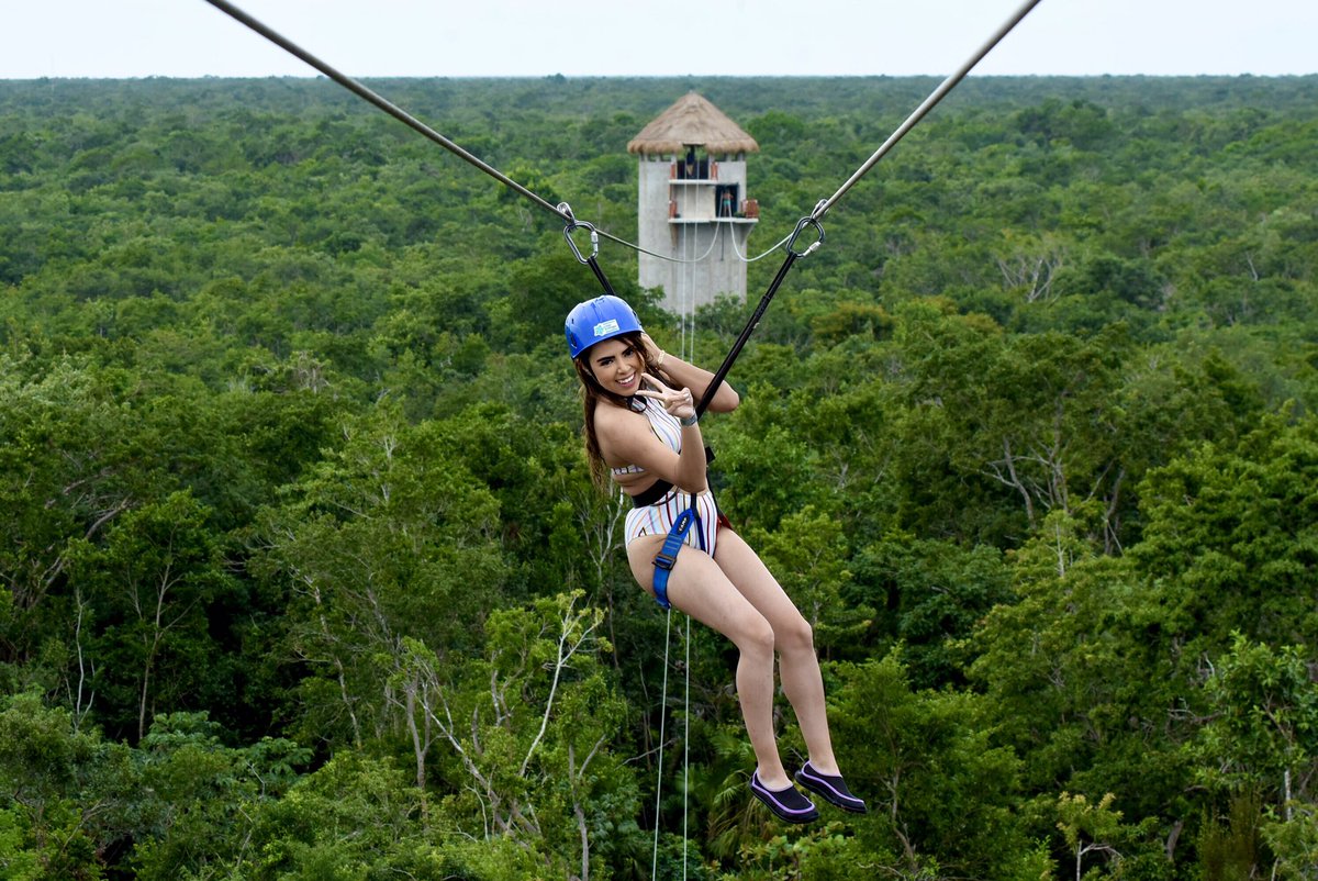 samaratrejo's tweet photo. #Tulum #Tirolesa #Cenote https://t.co/lIW24Jgq21