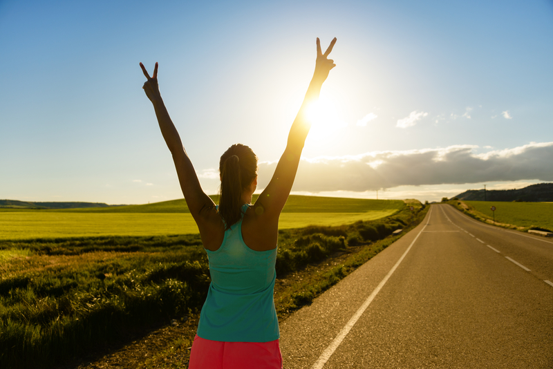 LoriShemek's tweet photo. Vitamin D is Crucial to Optimal Health. 

4 Signs You May Be Deficient:

-Poor Bone Health
-Lowered Immunity
-Brain Fog
-Low Mood

🌟 Vitamin D plays a critical role in each of these areas. https://t.co/Mkh93Vi0Q2