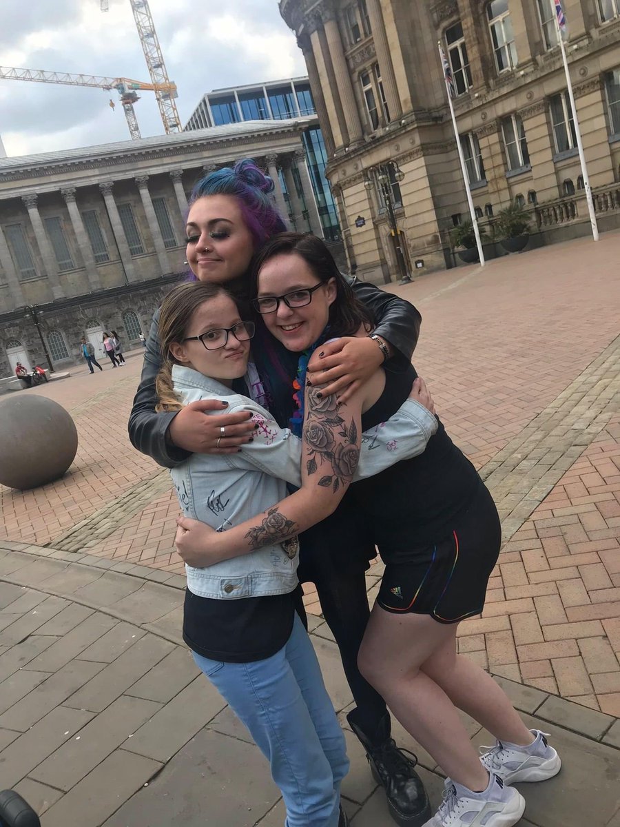 Zoe_Olivia_xo's tweet image. So since I’ve been away for a long time, I thought I’d post this.  

I wanna make more friends with @BronnieMusic fans so please share this and give me a follow and dm me and let’s chat 🥺🥲 #bronniemasoncult #bronnie