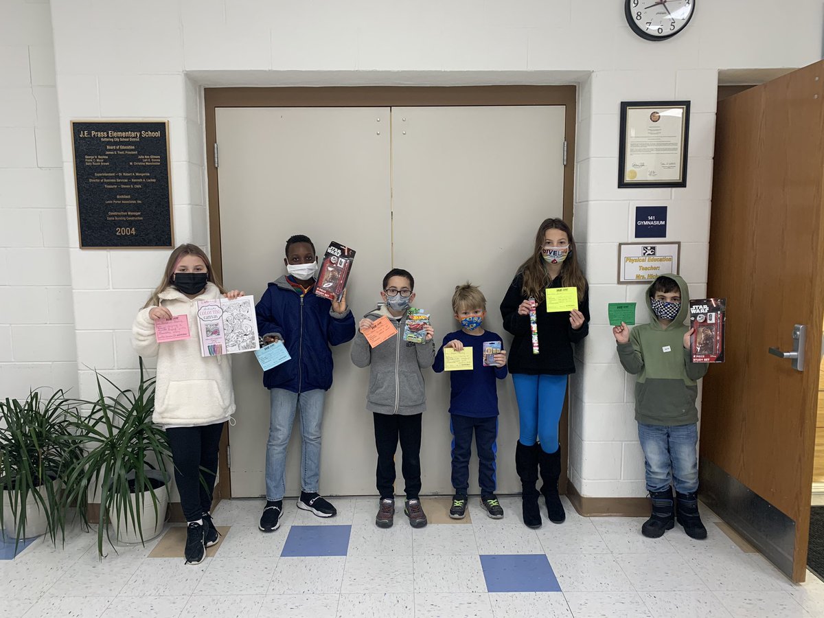 PrassPaxson's tweet photo. Prass students are recognized for showing positive behaviors! ☺️#RandomRewards #PositiveBehaviors https://t.co/5LUSjhZFwT