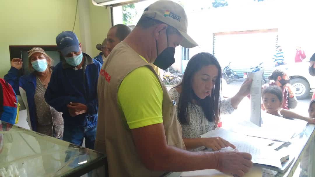 Visita a la parroquia Anzoategui. Recibiendo propuestas de los consejos comunales y también impulsando el deporte <a href="/NicolasMaduro/">Nicolás Maduro</a> <a href="/dcabellor/">Diosdado Cabello R</a> <a href="/AdolfoP_Oficial/">Adolfo Pereira Gobernador</a> <a href="/PartidoPSUV/">PSUV</a> <a href="/AgueroYanys/">Yanys Agüero (Cuenta Oficial)</a> <a href="/MervinMaldonad0/">Mervin Maldonado</a> <a href="/INDeporteVE/">Instituto Nacional de Deportes</a> @Mppjd_ @MP_Comunas <a href="/alexanderguaito/">Alexander Romero</a> @MogollonLic <a href="/PSUVLara_/">⭕NOTI PSUV 🗞️</a>