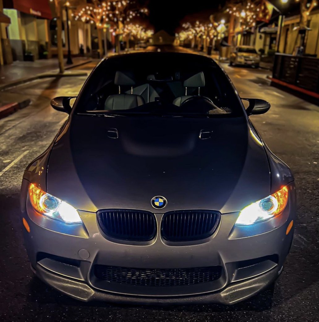 Shine Bright.⭐️ Shop our BMW's today —ow.ly/byHC50HpXAQ
📸: @com3t_of_az