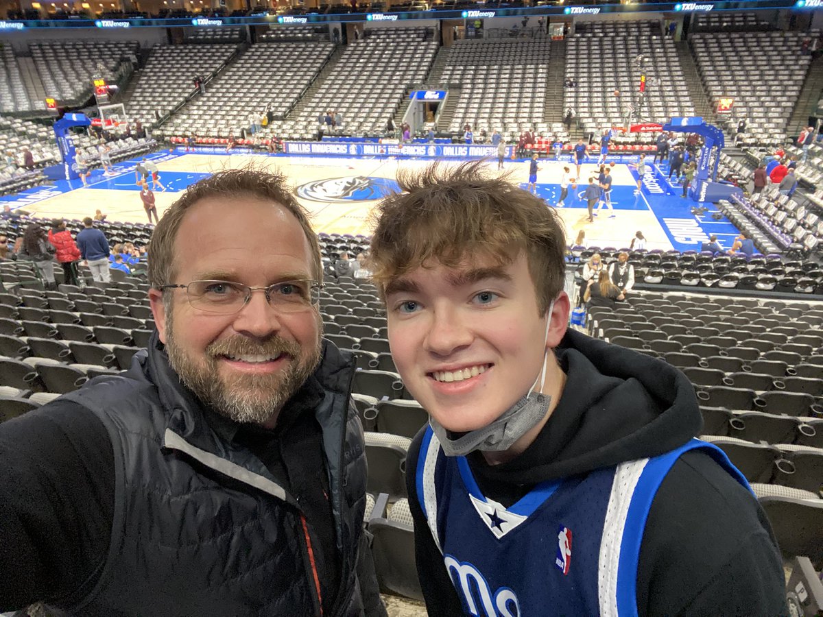 My last NBA game was at the United Center watching Michael Jordan. Tonight, I’m with my son for the Bulls vs the Mavericks! Feeling nostalgic! 🏀