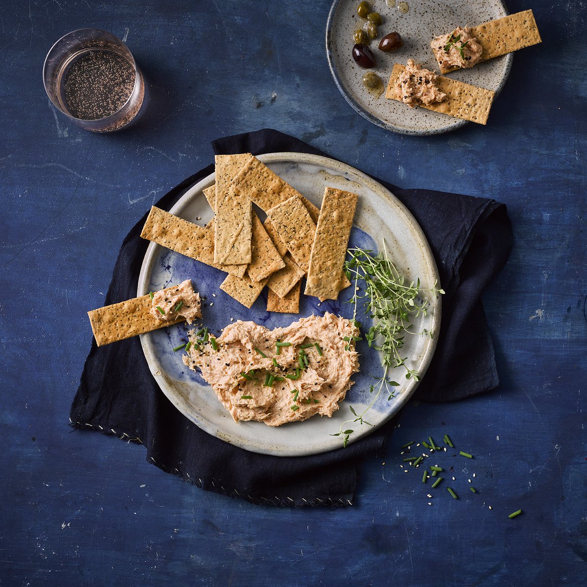 Have you tried our new Regal Marlborough Smoked Salmon Dip yet? Made with locally-produced King salmon it’s great for entertaining on platters or served with bread, on its own or with your favourite garnish.

#NZKS #SmokedSalmonDip #SustainableSeafood