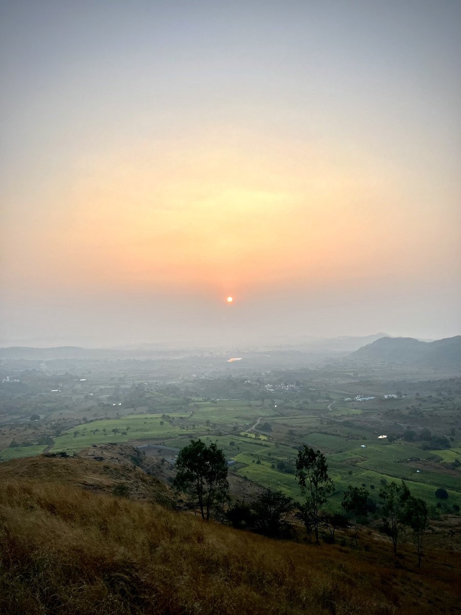 “We suffer more often in imagination than in reality.”
~ Seneca
.
.
.
#pune #puneoutdoors #intothewildpune #sunrise #naturewalk #brightsun #hikemoreworryless #portraitphotography #appleiphone #photography #morning 
@IntoTheWildPune