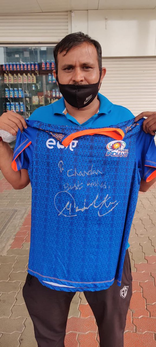 Testimony to the Customer Service @IOC_COCO_BKC, The Legend of Cricket Sh. Sachin Tendulkar personally gifted an autographed T shirt to our CA Mr. Chandan Singh for his exemplary services rendered. <a href="/ChairmanIOCL/">ChairmanIOC</a> <a href="/DirMktg_iocl/">Director (Marketing), IndianOil</a> <a href="/DirHR_iocl/">Director (HR), IndianOil</a> <a href="/IOC_Maharashtra/">IndianOil Maharashtra</a> <a href="/ED_MSO/">Executive Dir & State Head, MSO</a> <a href="/IOCLMumbaiDO/">IOCL-Mumbai DO</a>