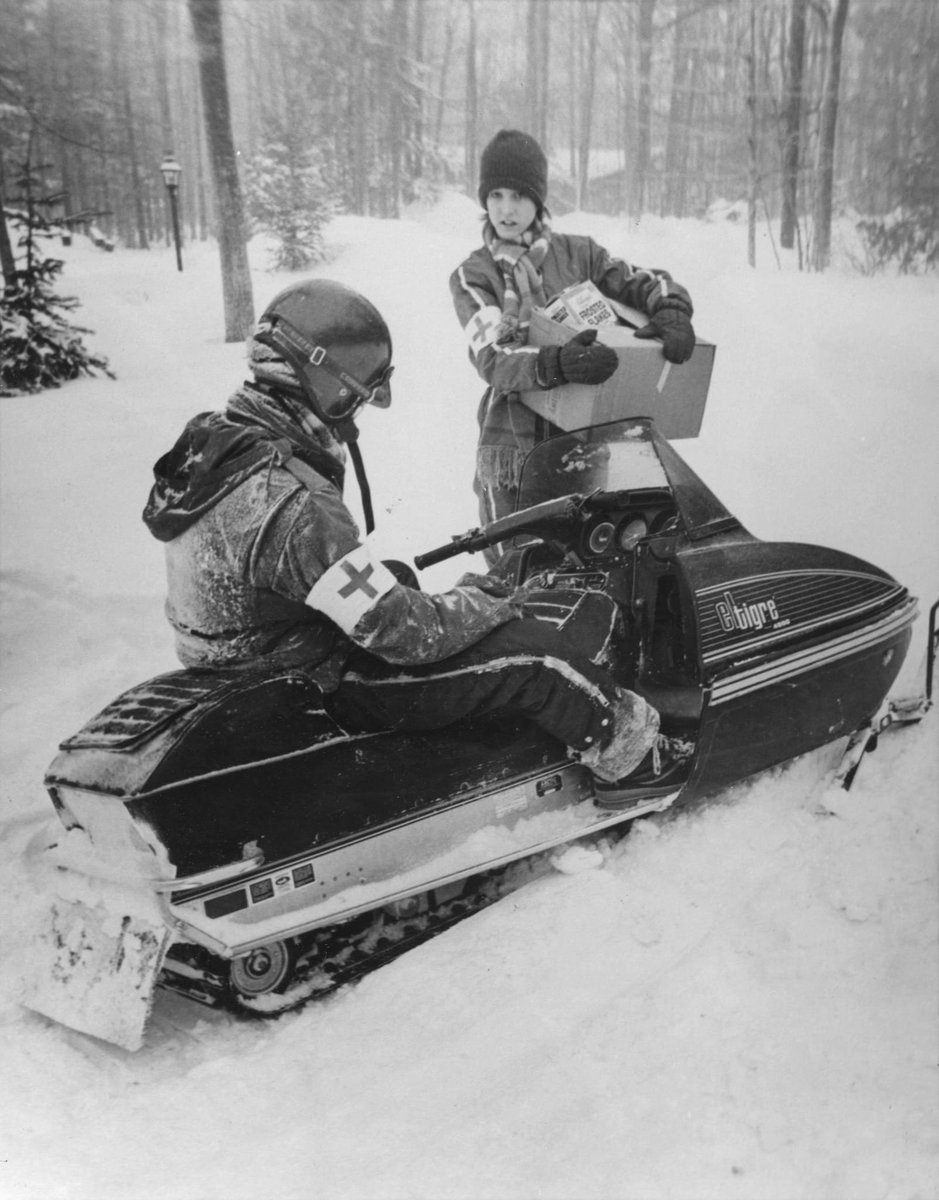 ARCfanHQ's tweet photo. What's the most snow you've ever had? In 1977, Buffalo faced one of its worst blizzards. When people couldn't leave their homes due to snowdrifts and cold temperatures, #RedCross volunteers took to their snowmobiles to deliver food.
#RedCrossHistory #WinterSafety https://t.co/YMQVIN4c9w