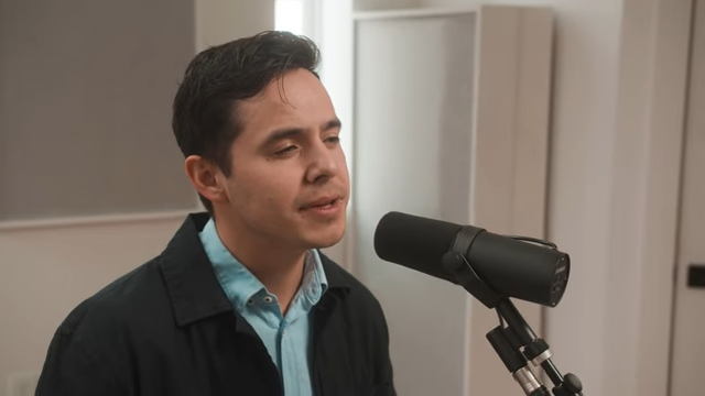 LDSMusicians1's tweet photo. David Archuleta performs his original song, "I Know He Lives," which he co-wrote with Anne Buckle and Brandon Day. https://t.co/qAx5QKCCnB #DavidArchuleta #IKnowHeLives https://t.co/Wjtxd5YbJl