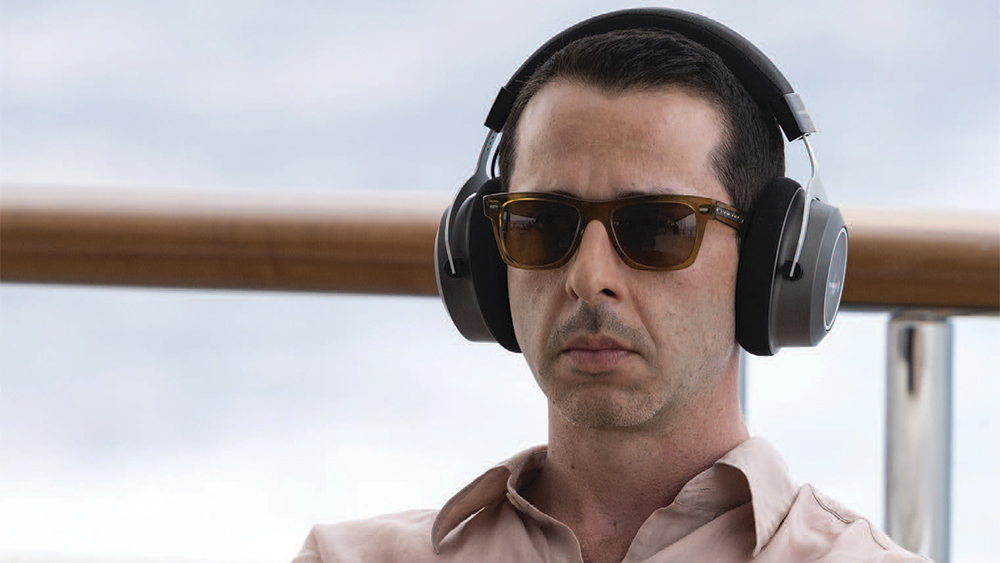 #Succession's Jeremy Strong wins the #GoldenGlobe for Best Television Actor  —  Drama Series. bit.ly/3JU6vj2