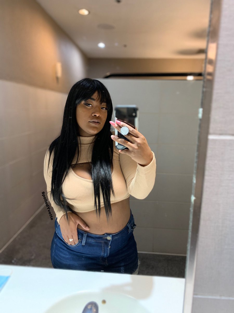 hood thick black girl selfies sexy pics