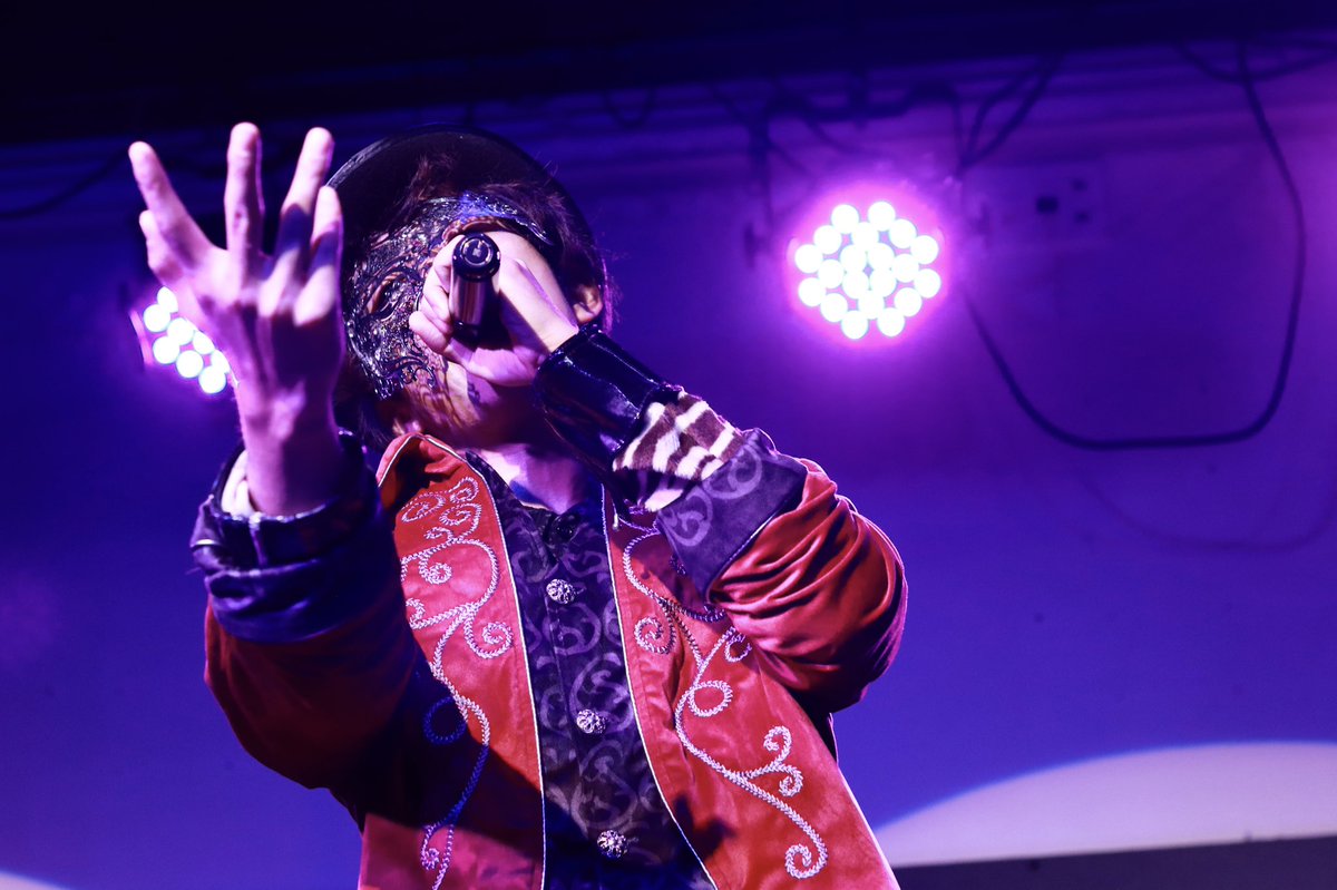 m_r_n_1227's tweet photo. 2022.01.09  目黒kahoo
ミュージックギャング

謎仮面Duke( @saigo0907 ) 
ラストライブphoto🎤📸 ② https://t.co/kNJkyoQVJF