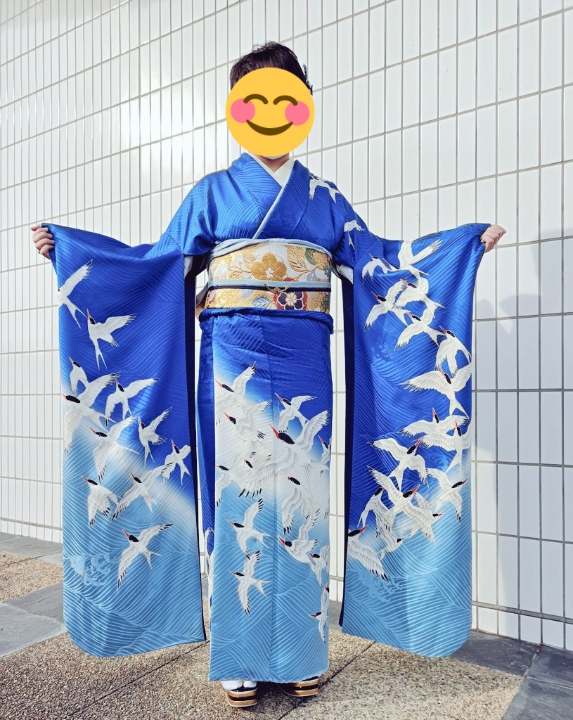 自分で染めた振袖で成人式に出席しました 専門学生さんが製作した振袖がとっても美しいし過程も楽しそう Togetter 自分で染めた振袖で成人式に出席しました 専門学生さんが製作した振袖がとっても美しいし過程も楽しそう Togetter