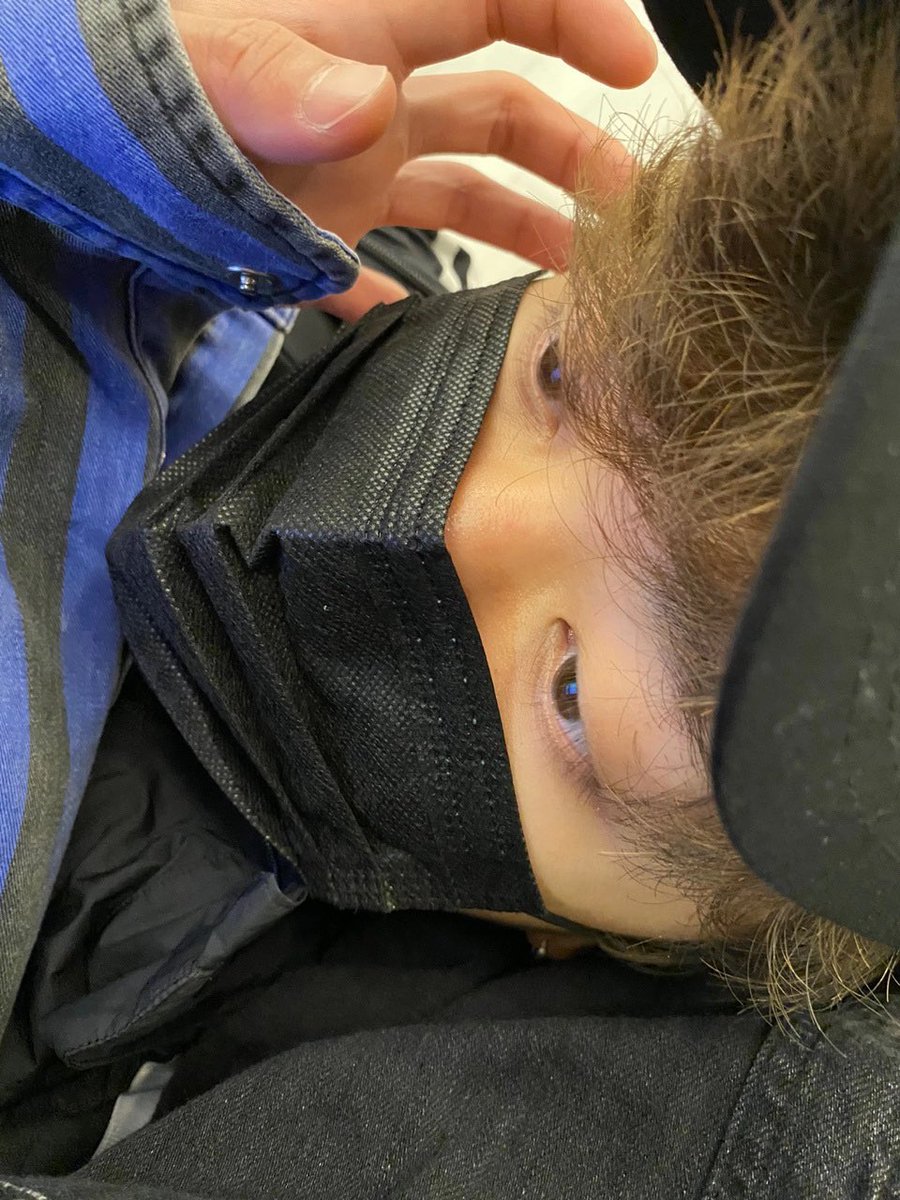 threerachans's tweet photo. chan you sometimes look like this other celebrity, seo changbin, your soulmate. even lee know agrees 😂 https://t.co/LGwO5khrRZ