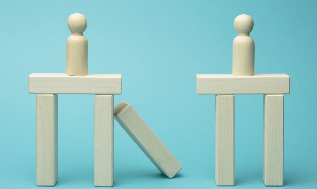 The Pandemic Impact on Workplace Trust

1. The Trust Bridge Has Collapsed
l8r.it/IgfR
#change #resilience #leadership #innovation #adaptation #motivation #inspiration #leader #personalgrowth #growthmindset  #hybridleadership l8r.it/I0cq