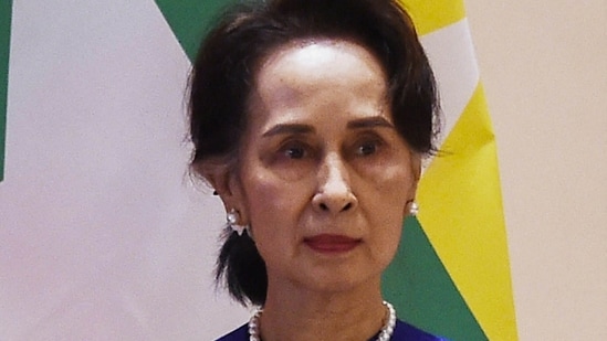 jenkers_en's tweet image. #Myanmar's deposed leader #Aung San Suu #Kyi sentenced to 4 more years in prison jenke.rs/y8KRi7
