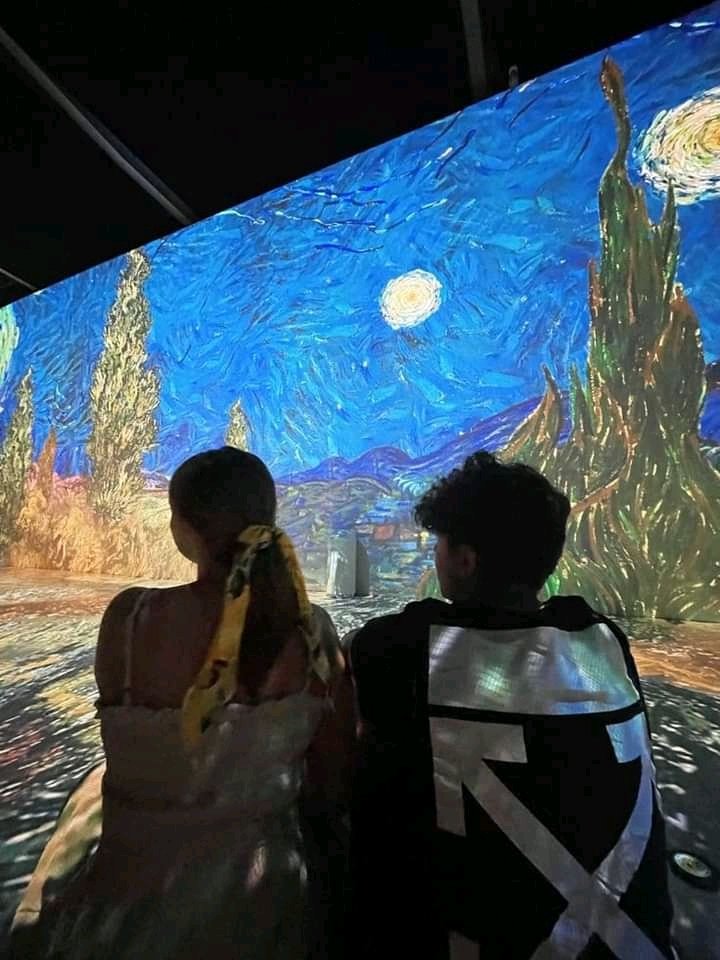 But seeing the stars always makes me dream✨🪐💜