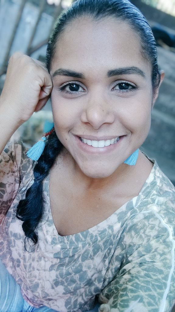 Me faltan solo dos seguidores para los 800. Quién me ayuda? 😁
