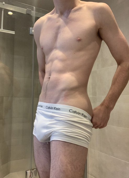 Like and RT to pull these down ??
Link in bio
.
.
.
#onlyfans #18yearsold #SellingContent #customs #dickrate