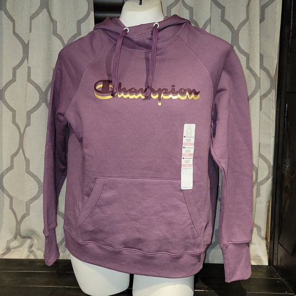 thisisgoing2end's tweet photo. So good I had to share! Check out all the items I'm loving on @Poshmarkapp #poshmark #fashion #style #shopmycloset #champion #jordan #aldo: https://t.co/cfrcqKvf9u https://t.co/oPt3Ko2JBD