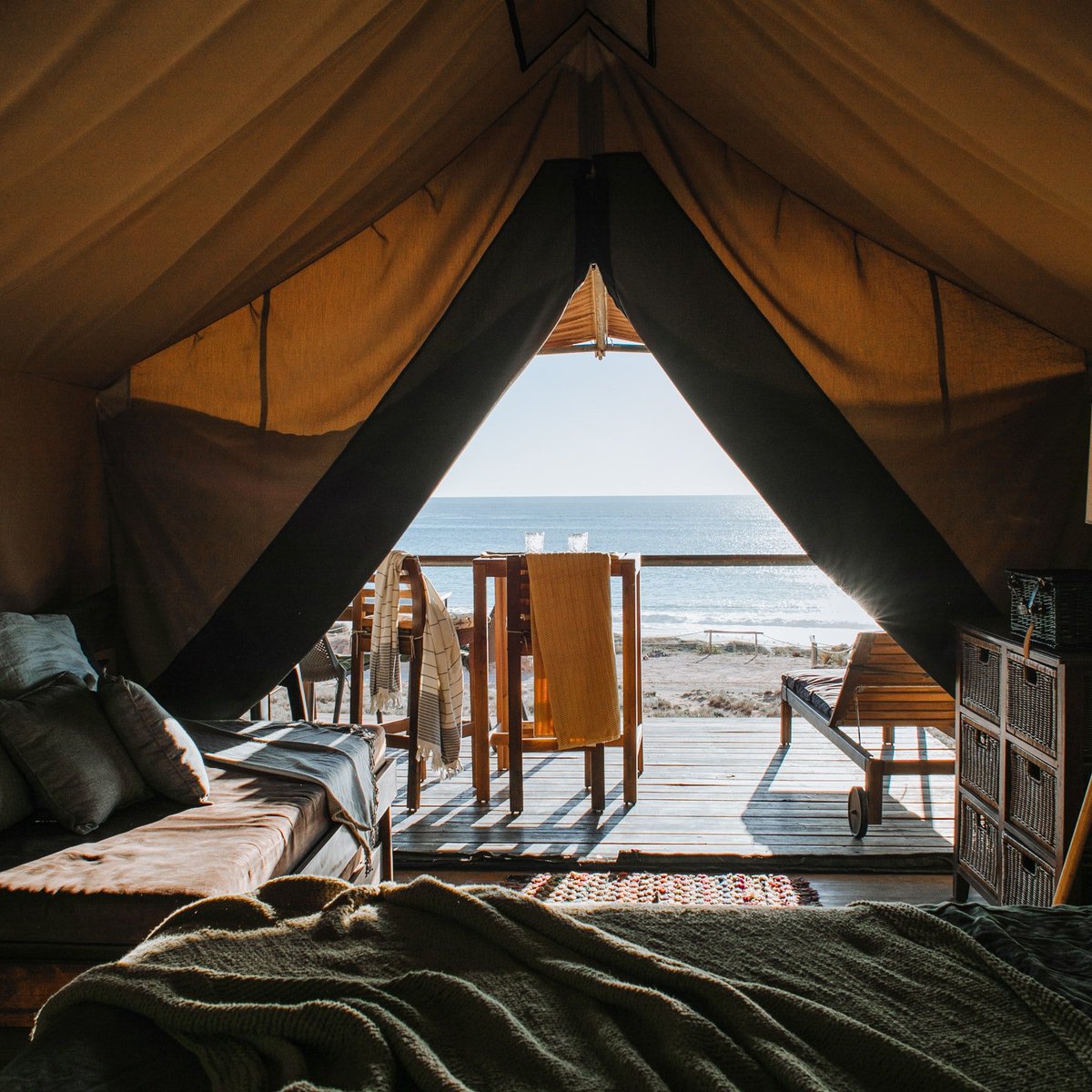 elletaleheart's tweet photo. Which one would you choose for a writing retreat? 

#WritingCommunity  #writingretreat https://t.co/ePCxuG3s7c