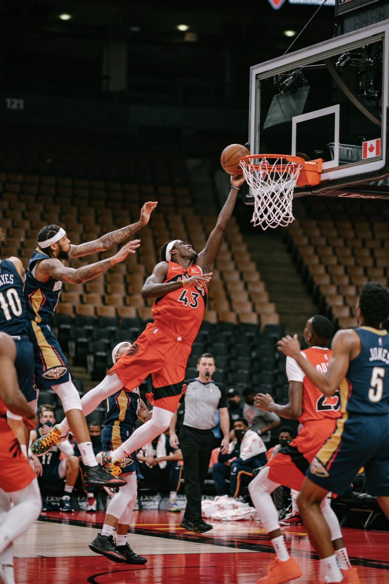 Raptors's tweet image. They want me to miss but that’s a wish, wish 🥵 

@pskills43 last 6 games: 

23.7 PPG 
11.0 RPG 
6.0 APG 
52.6 3P% 

⭐️RT TO VOTE!⭐️

#PascalSiakam | #NBAAllStar