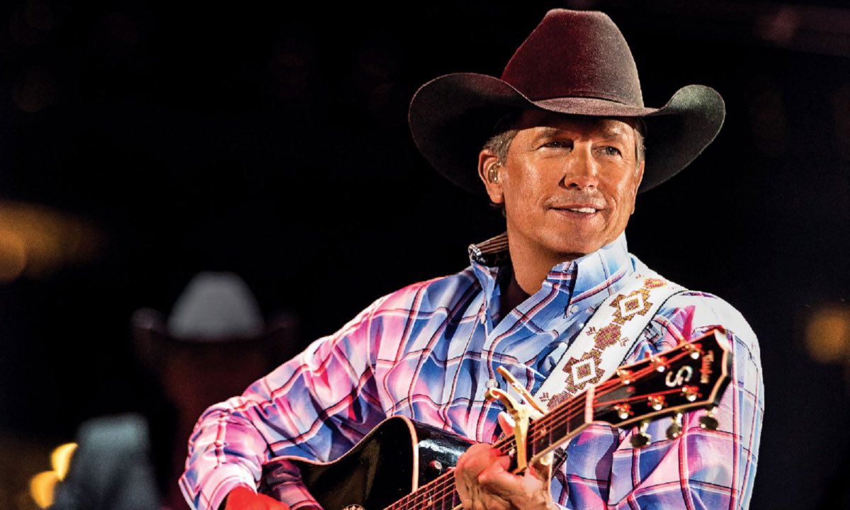 CountryChord's tweet photo. PROTECT GEORGE STRAIT AT ALL COSTS https://t.co/GeUXKgcrTH