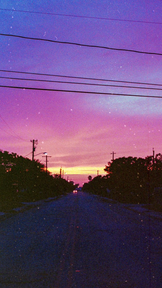 Ang_Ramm's tweet photo. Driving home at dusk https://t.co/eiWyitRZL5