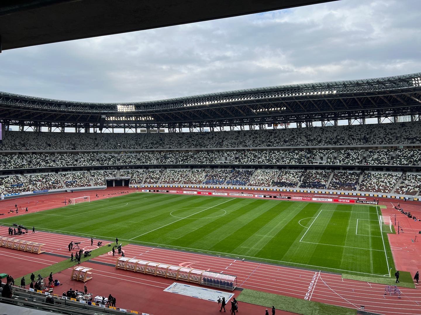 水内猛 今年も高校サッカー選手権大会決勝 ラジオ日本で解説します 14時から生中継です 高校サッカー 決勝 青森山田 大津 ラジオ日本 T Co Egib9nrdzb Twitter