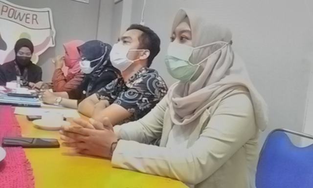 teraslampung's tweet photo. Polda Lampung Didesak Segera Menahan Oknum Kades Tersangka Pelecehan Seksual https://t.co/hUcCLuYSR0 https://t.co/parivxWVQR