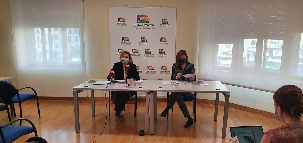 "Existe la percepción por parte de las Familias de que el consumo de contenidos oara adultos se ha incrementado en el último año, sobre todo debido a los confinamientos" <a href="/smoraisv/">Sara Morais Vargas</a> <a href="/GAD3_com/">GAD3</a> #XIBARÓMETROTFW